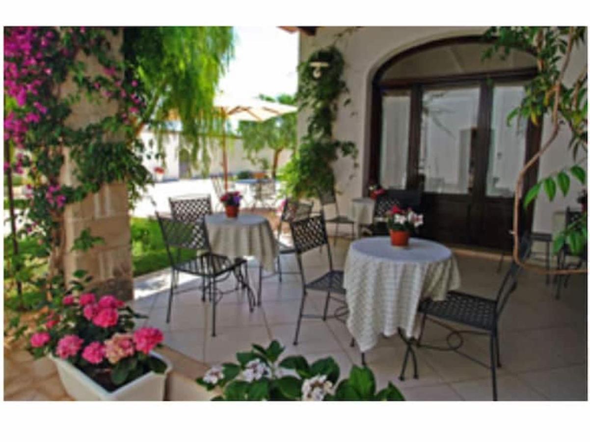 Room In Bb - Stunning Quadruple Room In Ancient Masseria Near The Sea In A Quiet Olive Trees 奥斯图尼 外观 照片