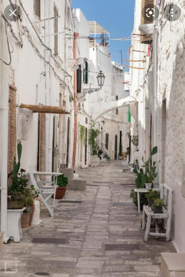 Room In Bb - Stunning Quadruple Room In Ancient Masseria Near The Sea In A Quiet Olive Trees 奥斯图尼 外观 照片